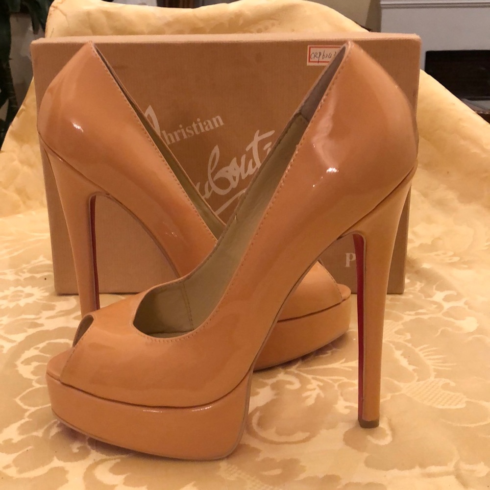 Christian Louboutin Nude Patent Lady Peep Toe 150mm Platform Pumps Size 38